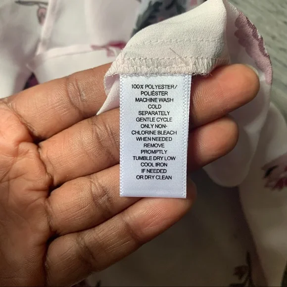 ❌SOLD❌Loft Floral Lavender & Black Tiered Blouse Size XS - Picture 15 of 15